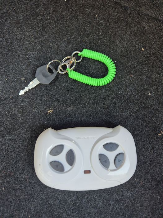 Детски алкумолаторен джип