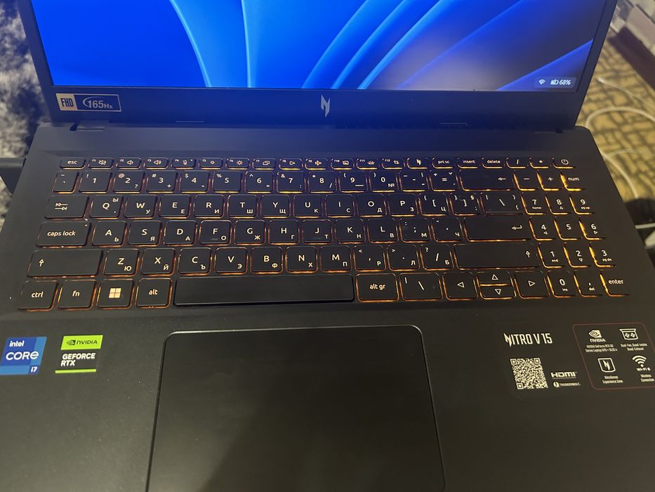 Acer Nitro V 15, по-новото поколение с NVIDIA GeForce RTX 50 серия.
