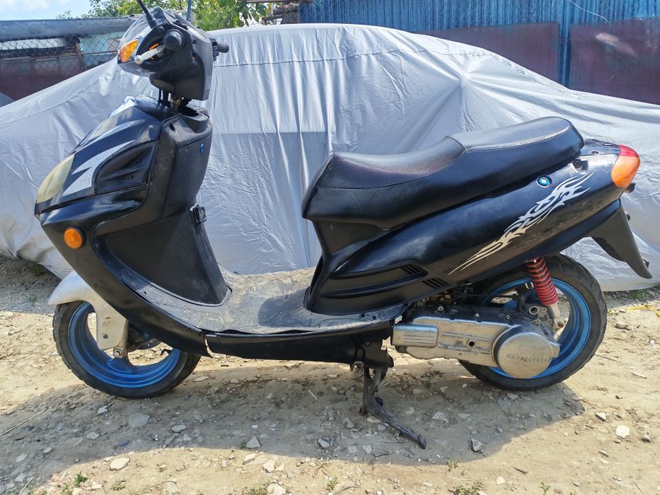 Scuter Generic GY6 125CC