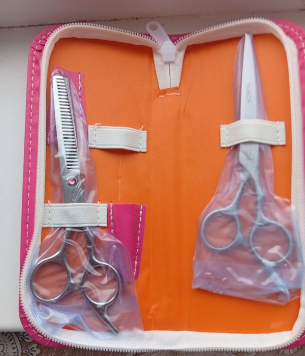 Продам парикмахерские ножницы.