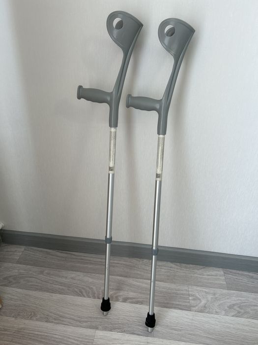 Костыли для ног подлоколотный