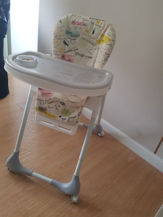 Стол.    детский