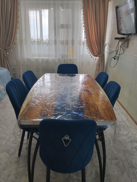 Стол 160*80 стулья 6 штук