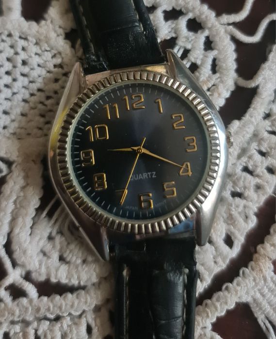 Ceasuri vechi la prețuri decente.