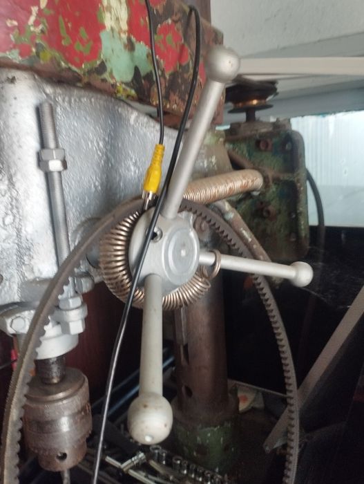 Сверлильный станок