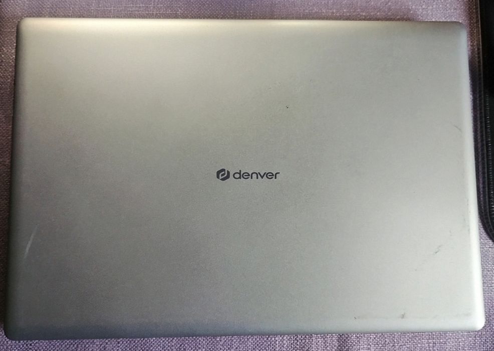 Laptop Intel Celeron N3350 2.40 GHz, Denver NID-11125DE, cu defect