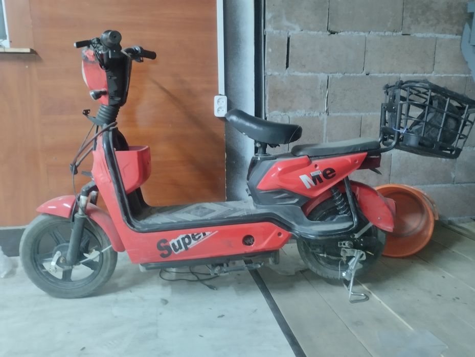 Электроскутер / Electric skuter