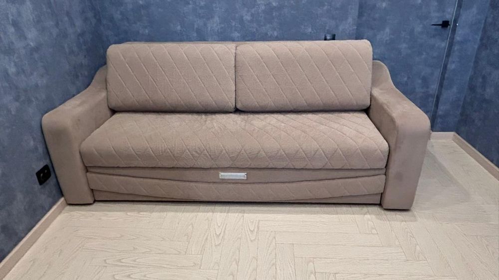 Диван-кровать в отличном состоянии