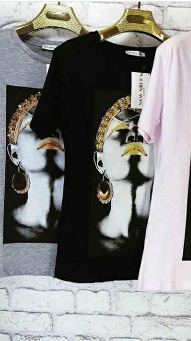 Женские футболки