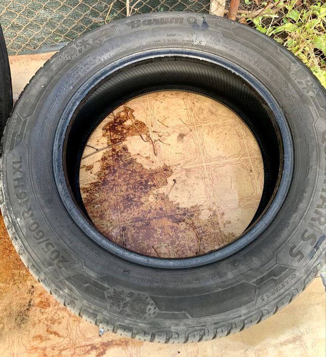Anvelope Barum 205/60 R 16 , allseason  , DOT 2022 . , aproape noi