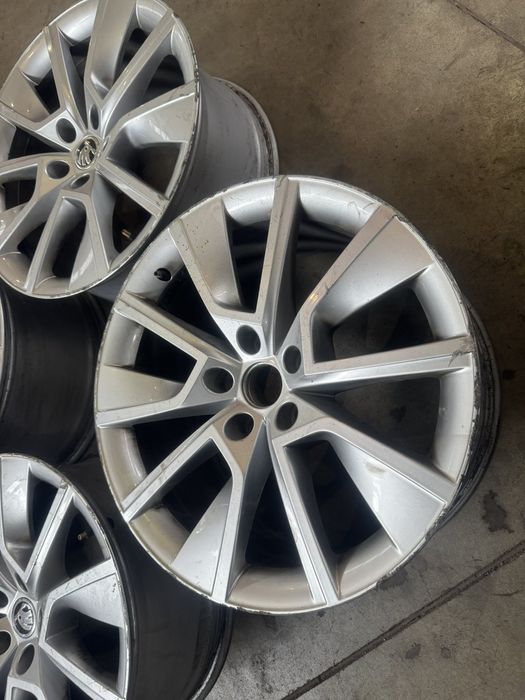Джанти Skoda  Superb Scout 18 8,5J ET41
