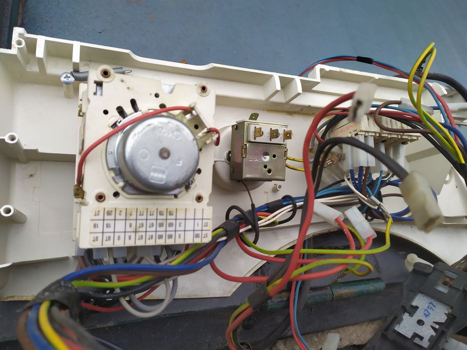 Продам запчасти от стиральной машины