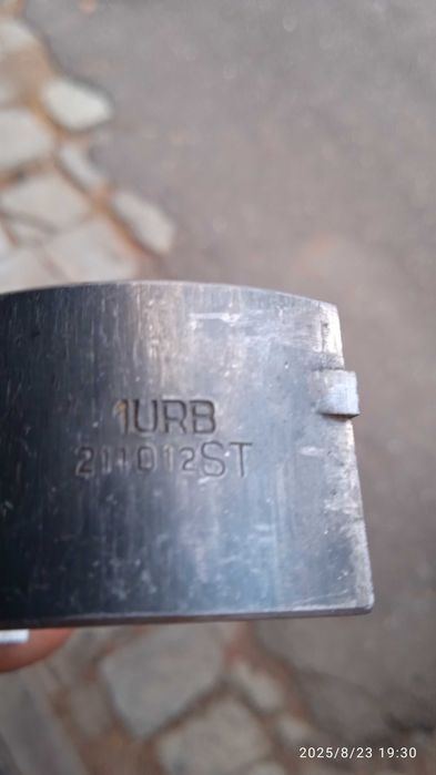 Injectoare,biela cu piston Saviem,cuzineti,supape,arcuri