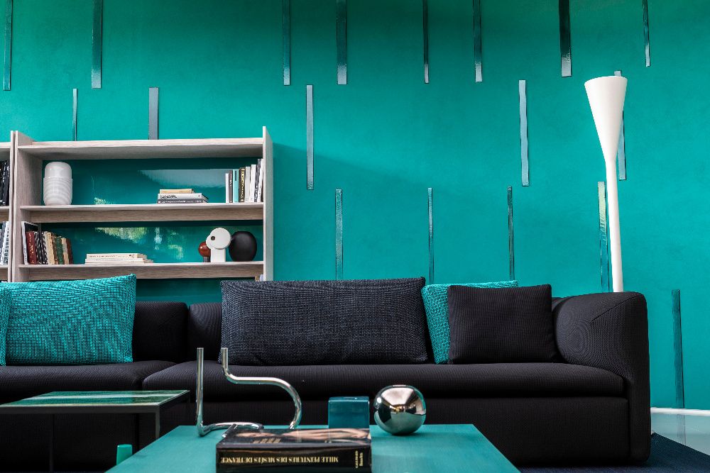 Эмаль  водная, метакриловая,  высокой прочности для санузлов, клиник .