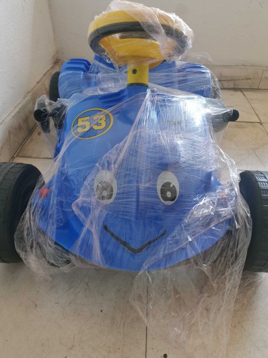 Кола с педали и клаксон