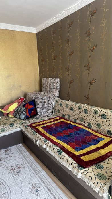 Продам диван угловой 4 м