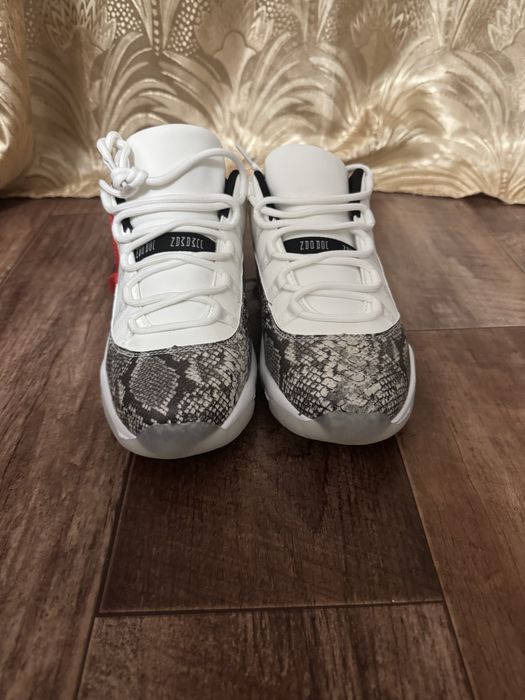 Новые кроссовки