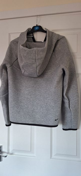Nike оригинален tech fleece до 165см/С размер