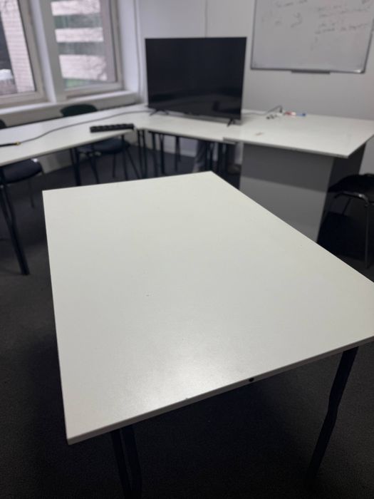 Продаю столы 4 штуки