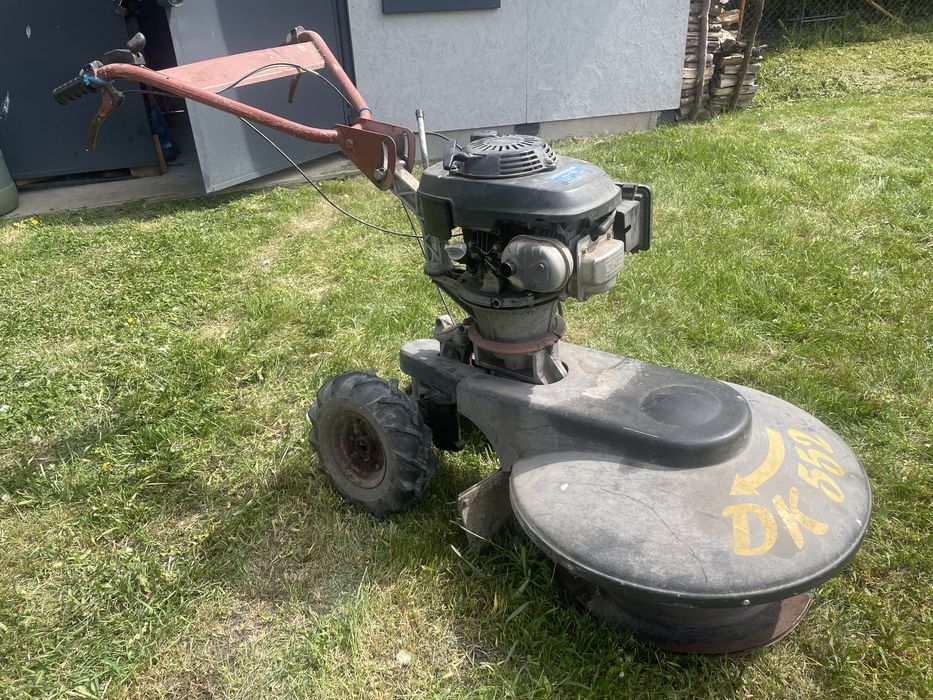 Vand motocoasa cu tambur DK 552