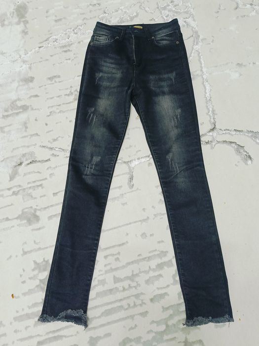 Одежда продается недорого