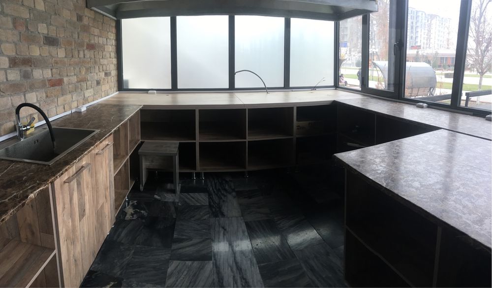 Кухонная мебель продаеться