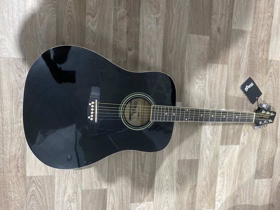 Чисто Нова Китара