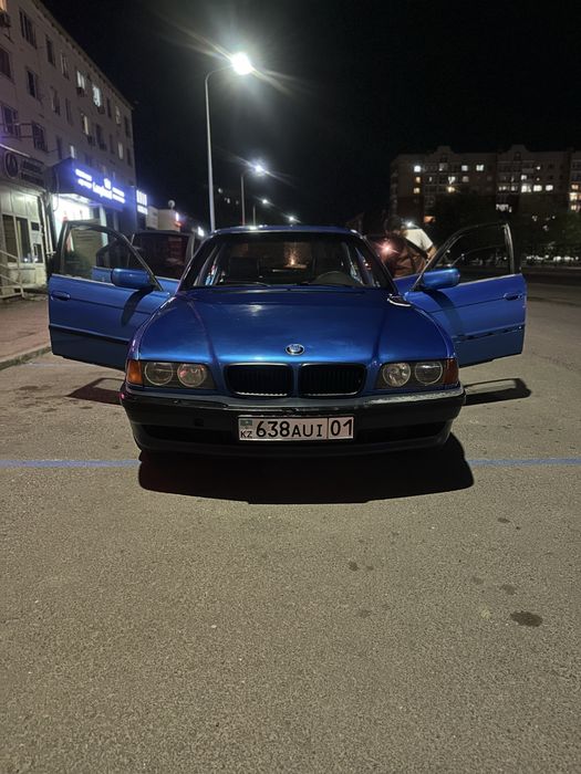 Продам Bmw e38, 1997