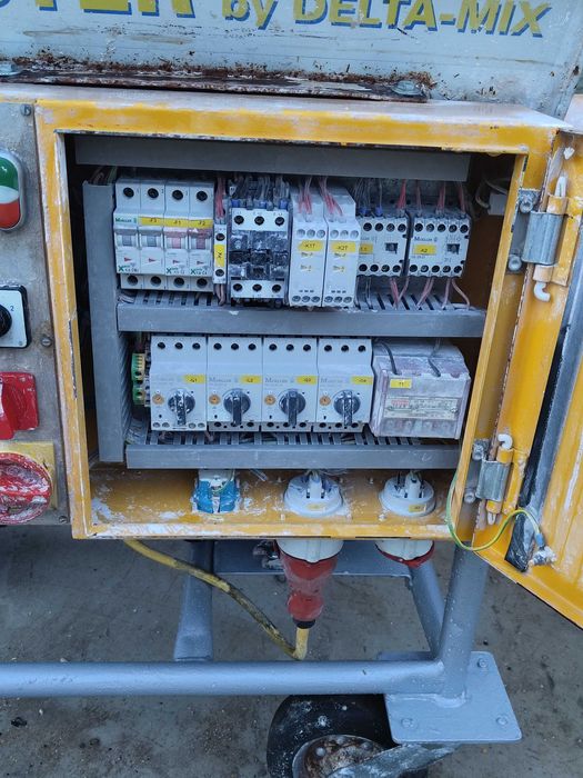 Машина за гипсова мазилка