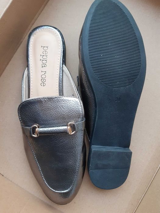 Тamaris нови обувки №39