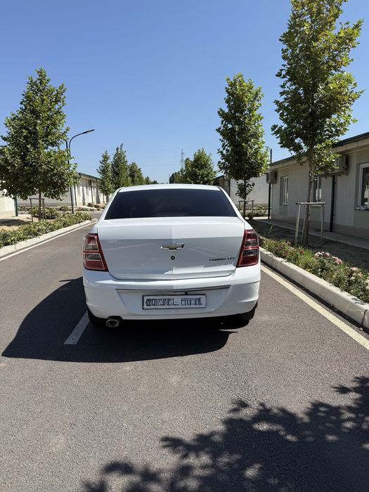 Chevrolet Cobalt 2015 yil