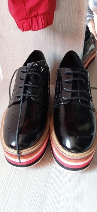 Ghete Zara ,masura 40,superbe , casual ,comode