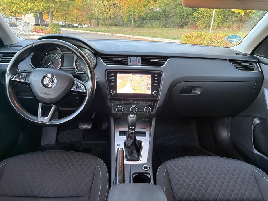 SKODA Octavia 2018 — imagine 5