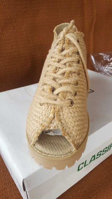 Дамски летни обувки