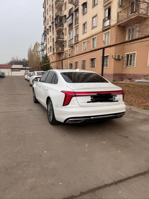 Hongqi H5 restayling 2024 Dubai 2 turbina Full complekt