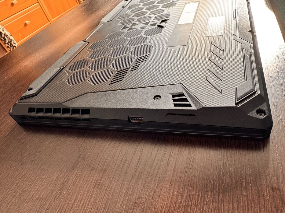 Laptop gaming ASUS TUF FX506H