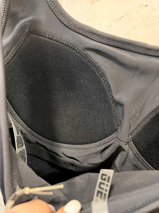 GUESS гащеризон slim fit НОВ М и Л размери