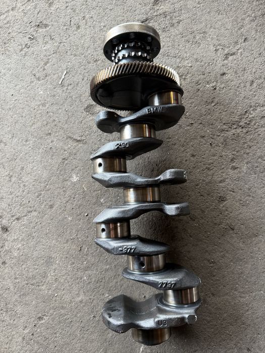 Колянов вал Бмв N47N 184кс 2.0д