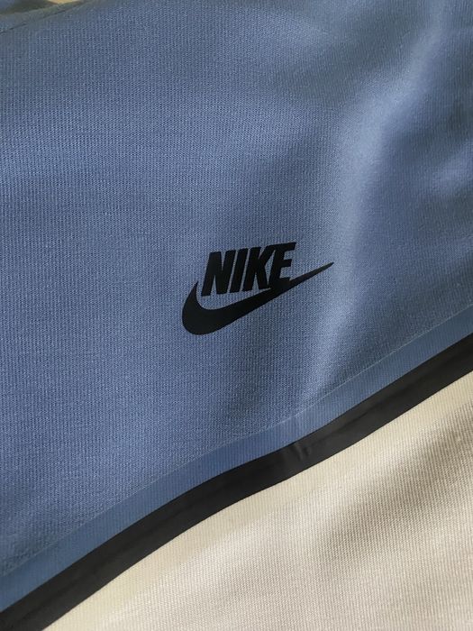 Hanorac Nike Tech Fleece