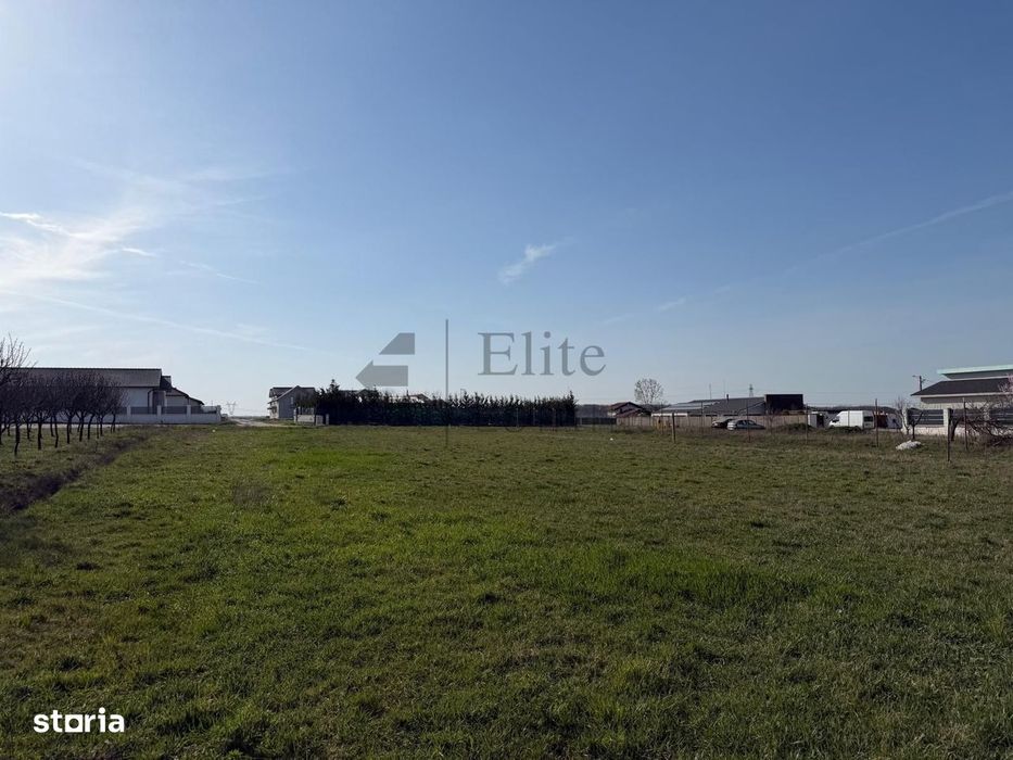 Casa cu 2195 mp teren in Cihei - Str. Mare