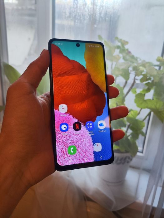 Samsung a51 64гб срочно!!