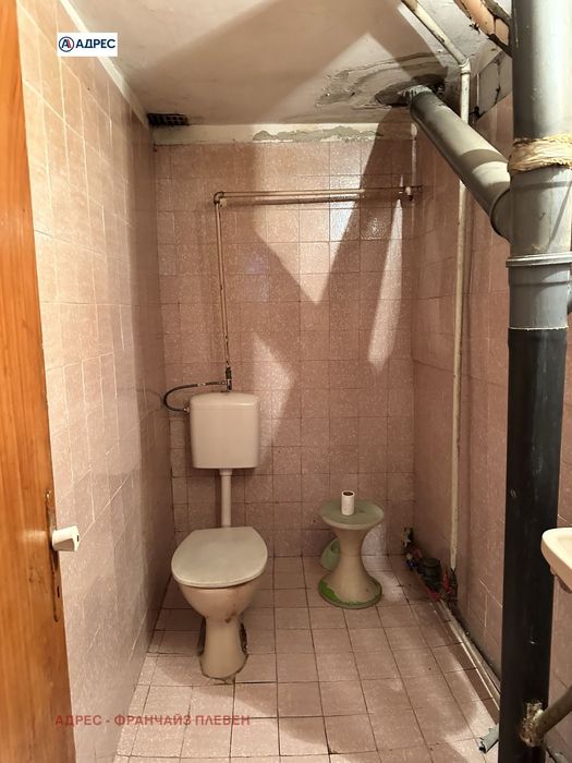 Къща в Плевен-Сторгозия площ 210 цена 198000