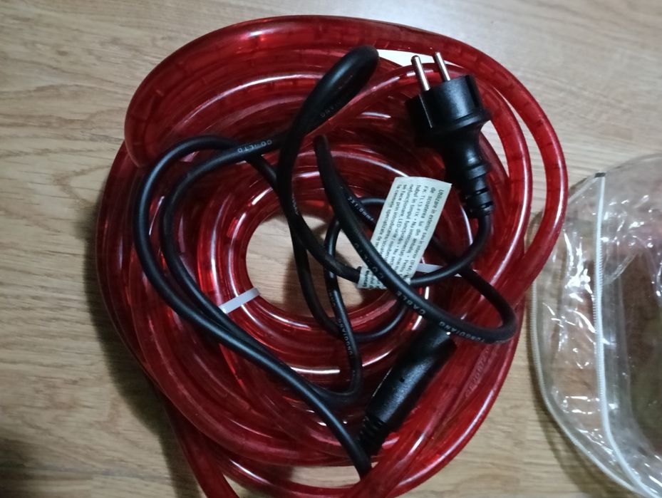 Kit luminos cu beculete 10 metri si stecher de 1,5 m