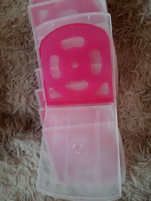 Коробочка, бокс для дисков. Продам