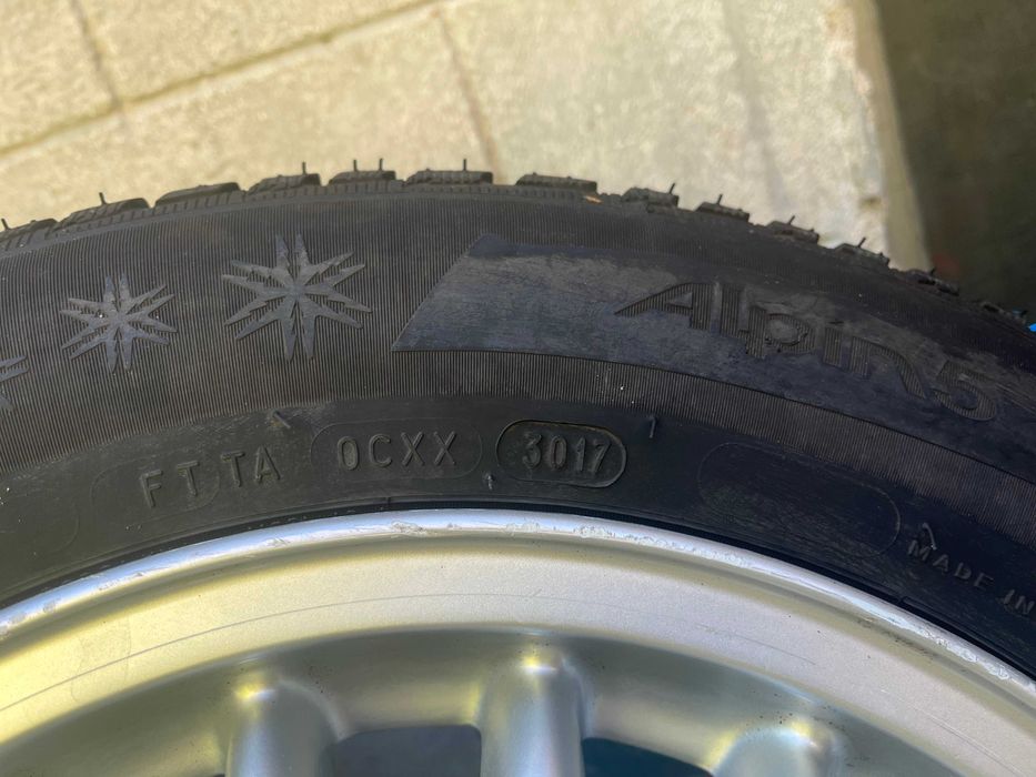 Зимни гуми Michelin Alpin 5 с джанти за BMW E36 15"