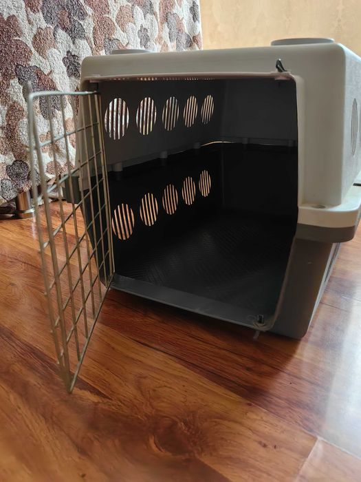 Переноска/авиабокс для собак