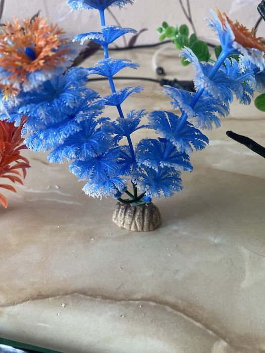 Игрушки для аквариума