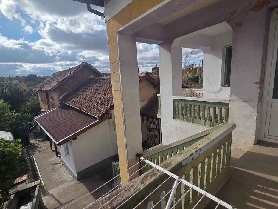 Продава се Къща в Долни Дъбник - 140 кв.м за 1286 €/кв.м - Снимка #4