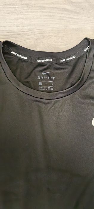Дамска оригинална тениска Nike Dri-Fit размер L