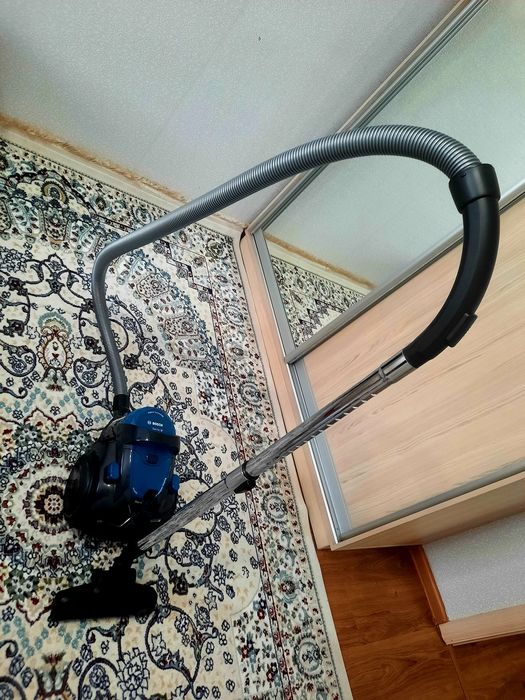 Пылесос BOSCH продам